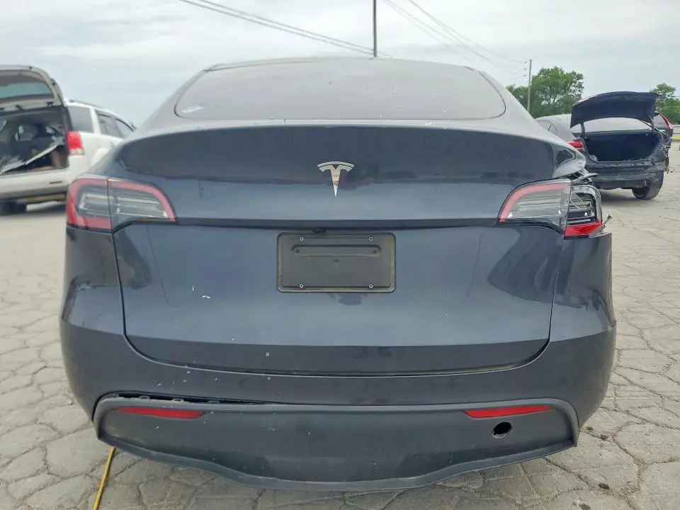 2025 TESLA MODEL Y   