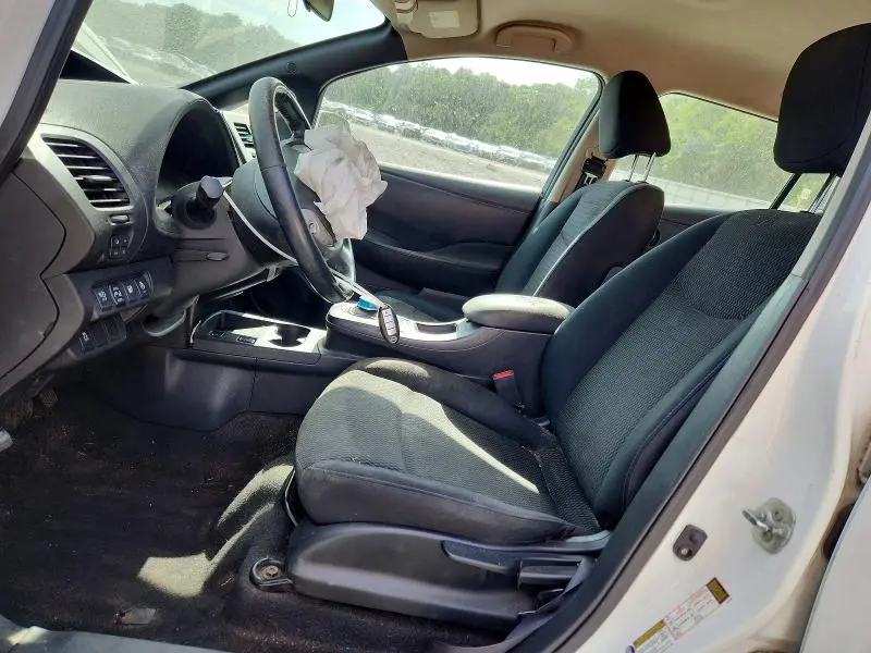 2013 NISSAN LEAF S  