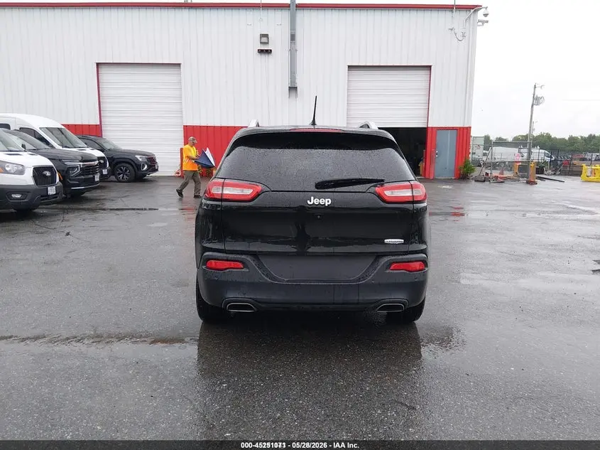 2018 JEEP CHEROKEE LATITUDE FWD