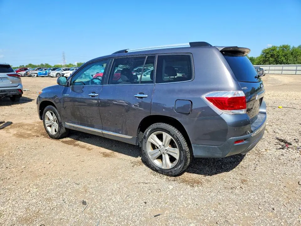 2013 TOYOTA HIGHLANDER LIMITED  