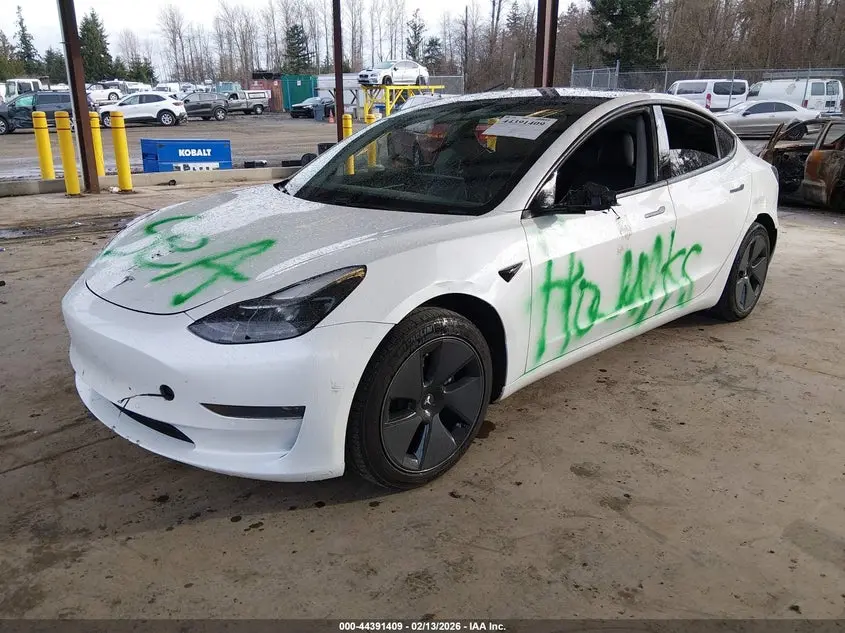 2021 TESLA MODEL 3 STANDARD RANGE PLUS REAR-WHEEL DRIVE