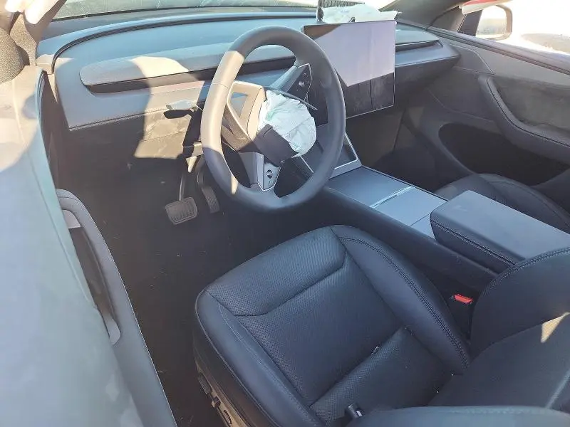 2026 TESLA MODEL Y   