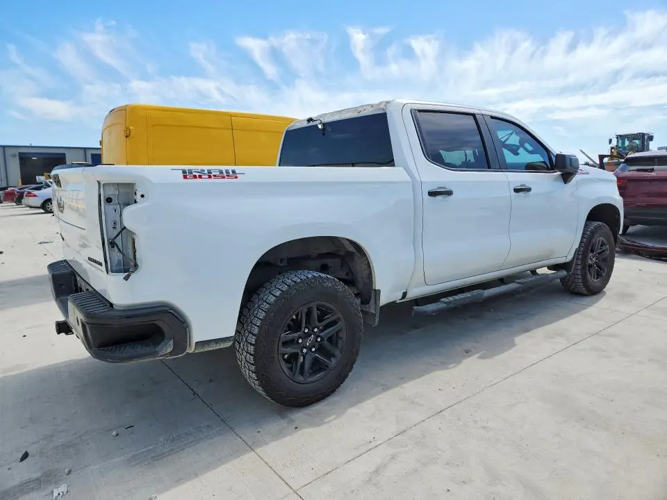 2021 CHEVROLET SILVERADO K1500 TRAIL BOSS CUSTOM  