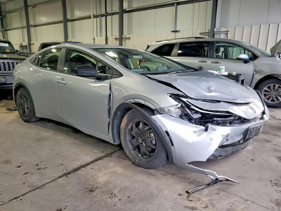 2023 TOYOTA PRIUS LE  