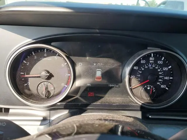 2024 KIA CARNIVAL LX  