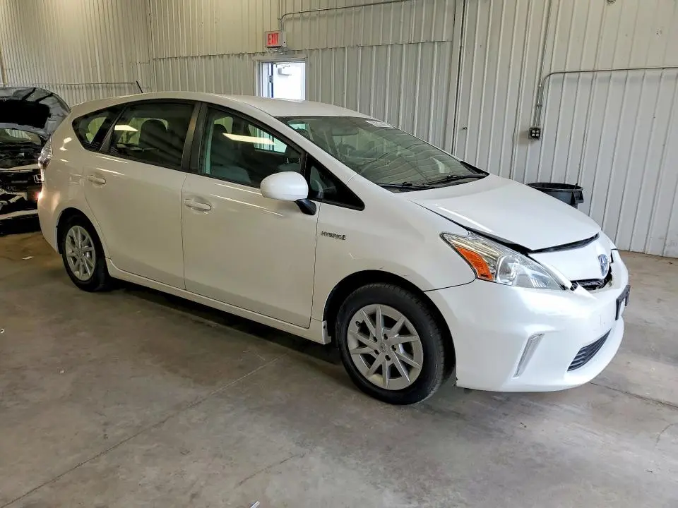 2013 TOYOTA PRIUS V THREE  