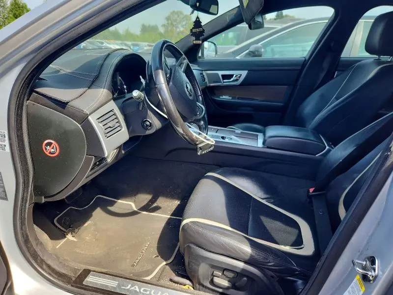 2014 JAGUAR XF   