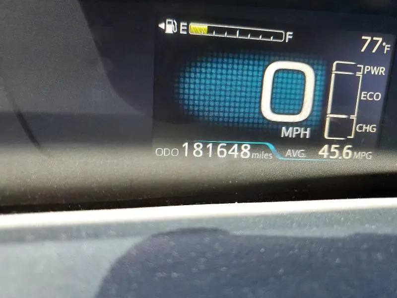 2016 TOYOTA PRIUS III  