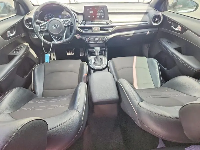 2021 KIA FORTE GT LINE  