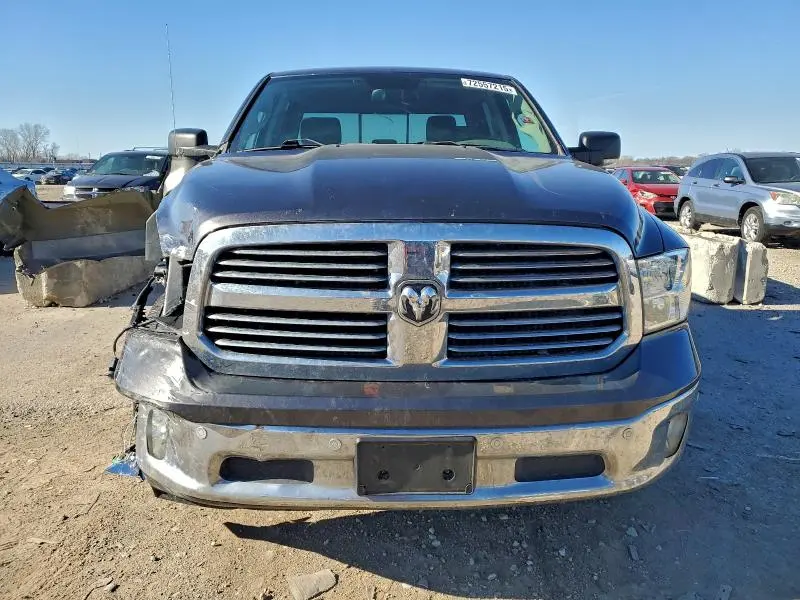 2018 RAM 1500 SLT  