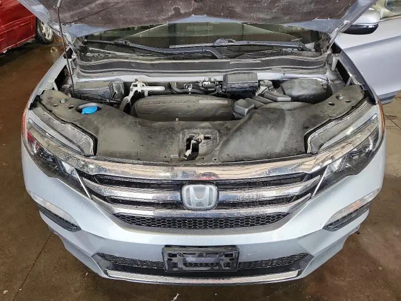 2018 HONDA PILOT ELITE  