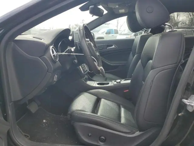 2017 MERCEDES-BENZ GLA 250