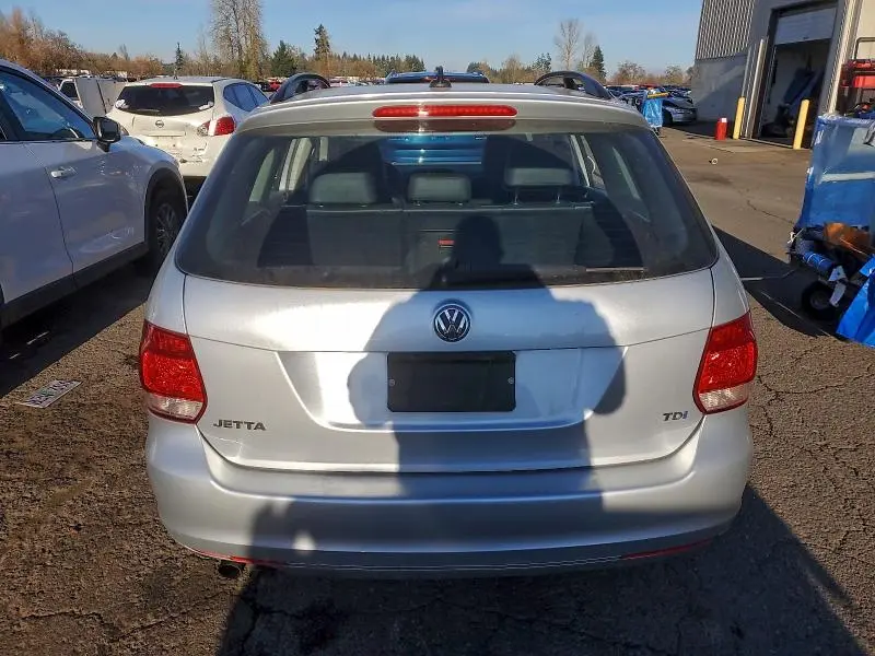 2011 VOLKSWAGEN JETTA TDI  