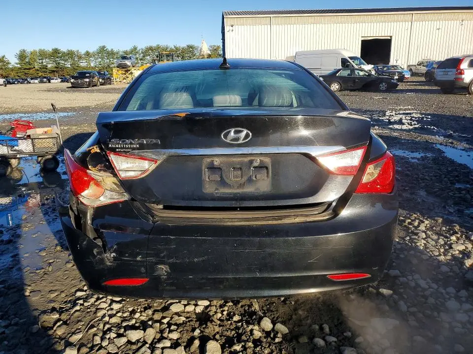2011 HYUNDAI SONATA GLS  
