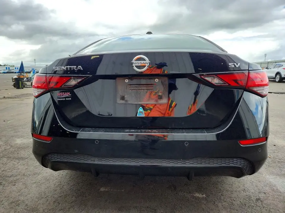 2020 NISSAN SENTRA SV  