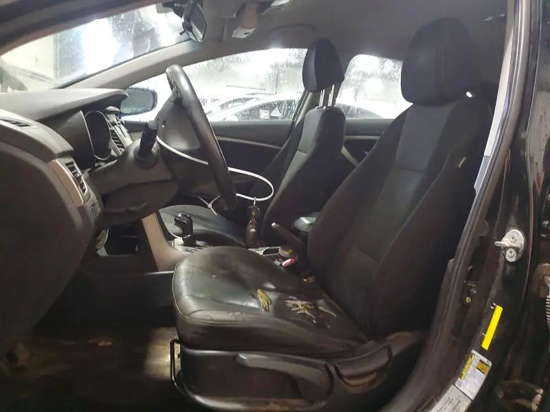 2013 HYUNDAI ELANTRA GT BASE  