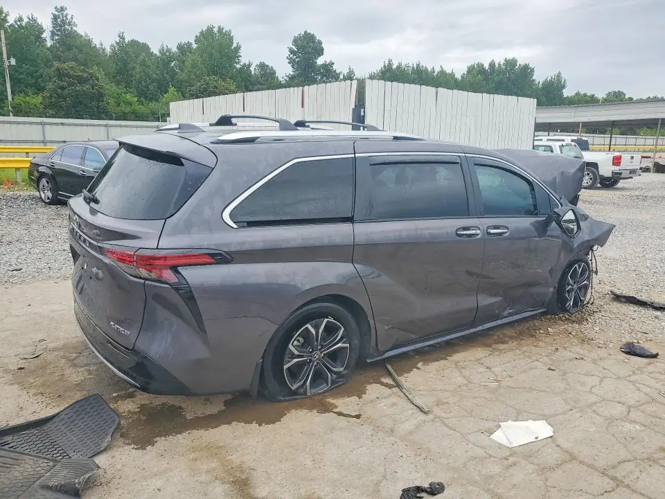 2025 TOYOTA SIENNA PLATINUM 7-PASSENGER  