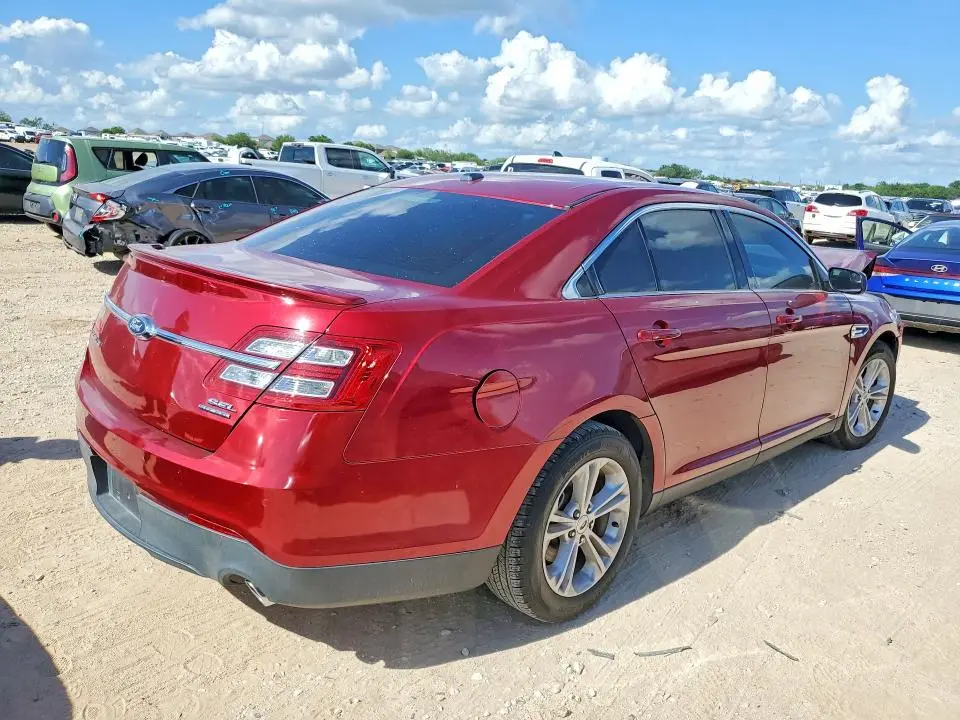 2017 FORD TAURUS SEL  