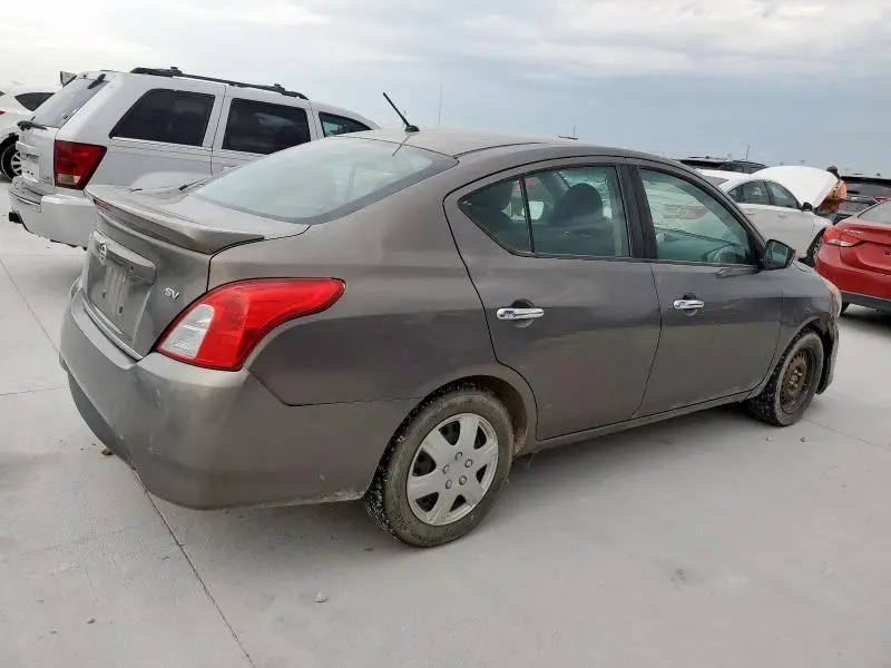 2017 NISSAN VERSA S  