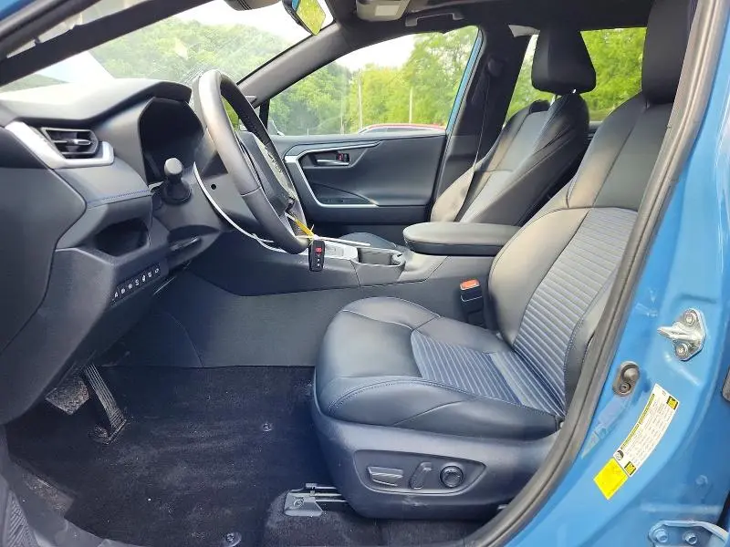 2024 TOYOTA RAV4 XSE  