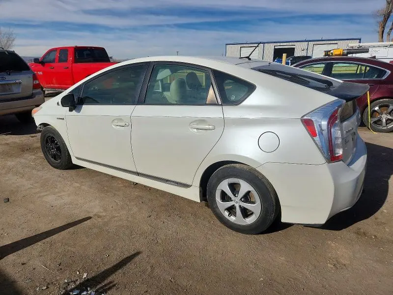 2015 TOYOTA PRIUS   