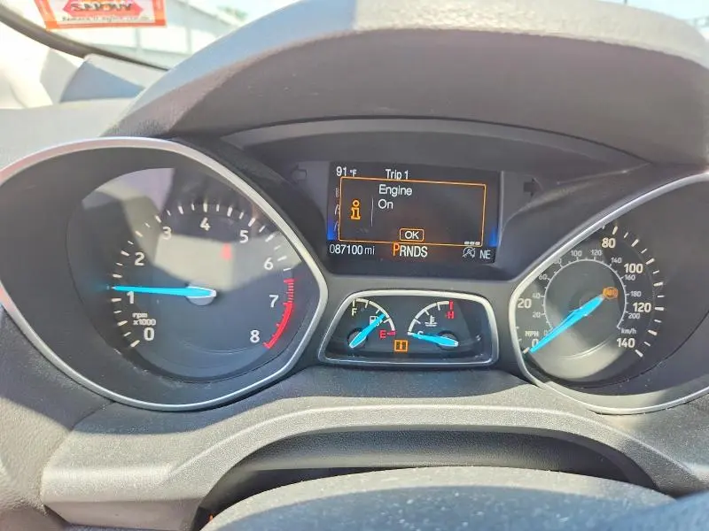 2017 FORD ESCAPE SE  