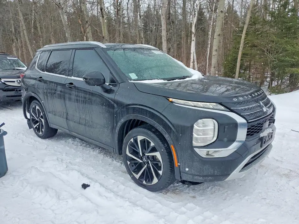 2024 MITSUBISHI OUTLANDER SEL  