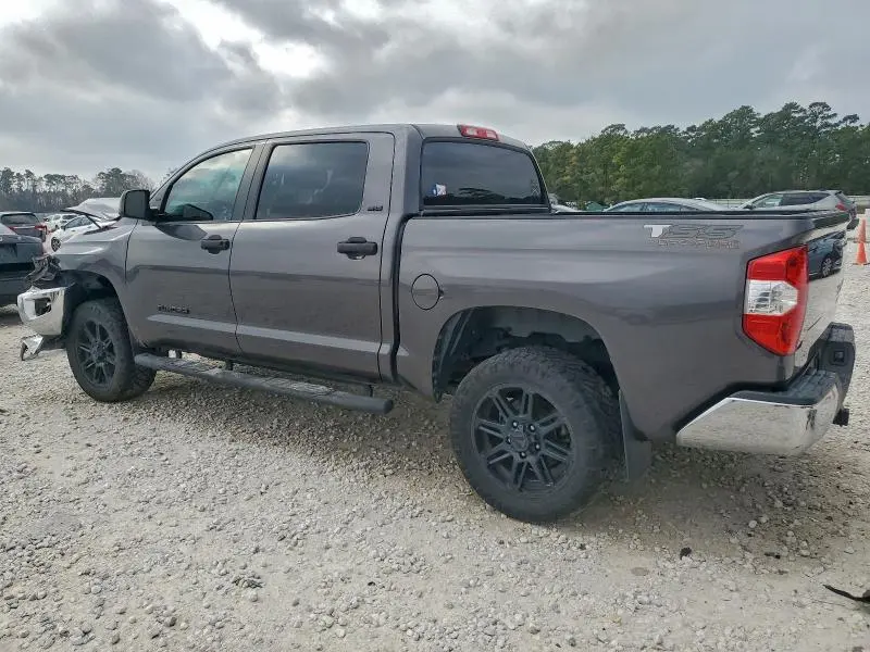 2017 TOYOTA TUNDRA SR5  