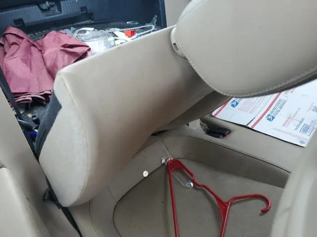 2018 VOLKSWAGEN BEETLE SE  