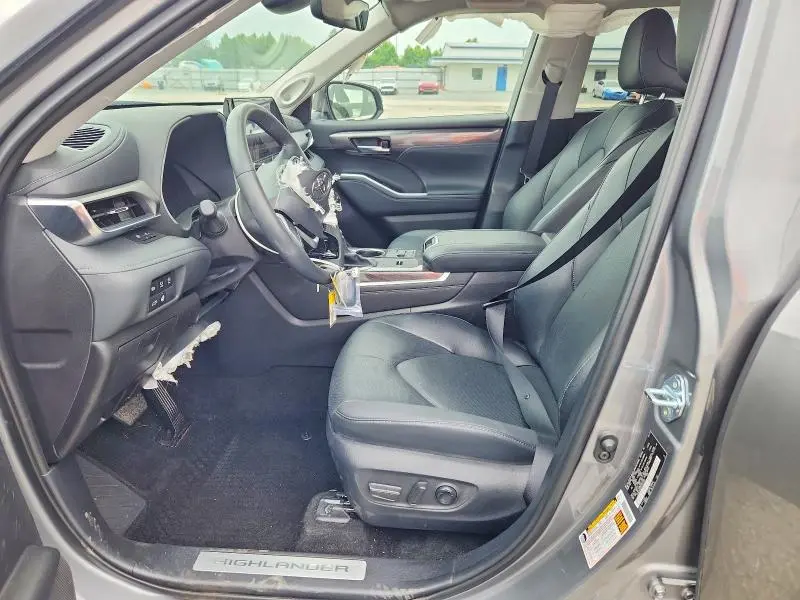 2025 TOYOTA HIGHLANDER   