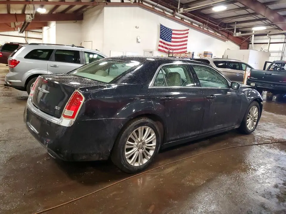 2013 CHRYSLER 300   