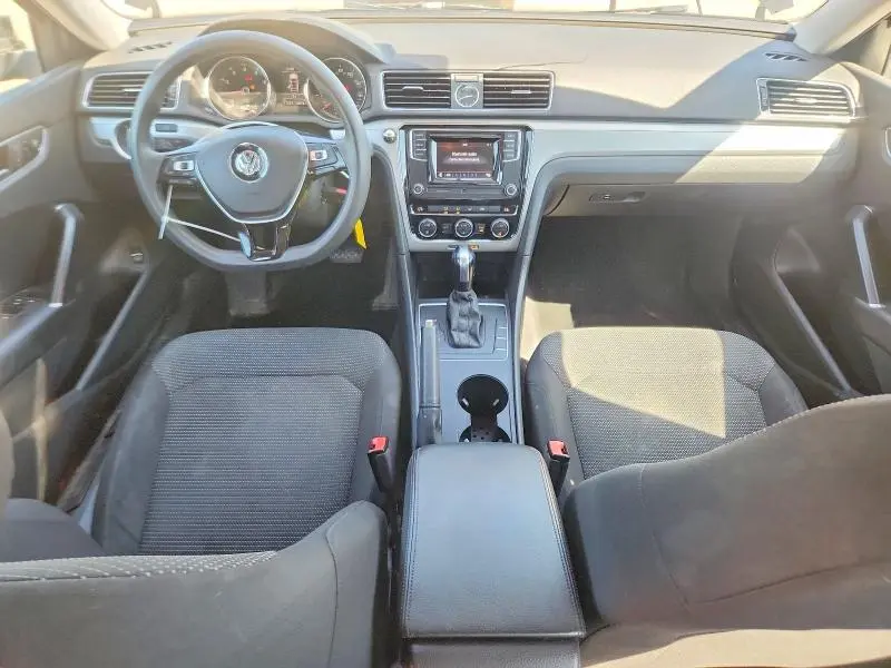 2016 VOLKSWAGEN PASSAT S  