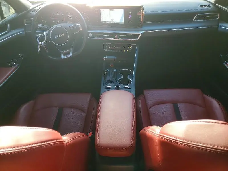 2024 KIA K5 GT LINE  