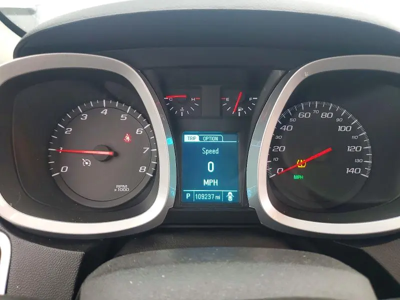 2017 CHEVROLET EQUINOX LT  