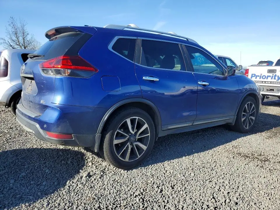 2019 NISSAN ROGUE SL  