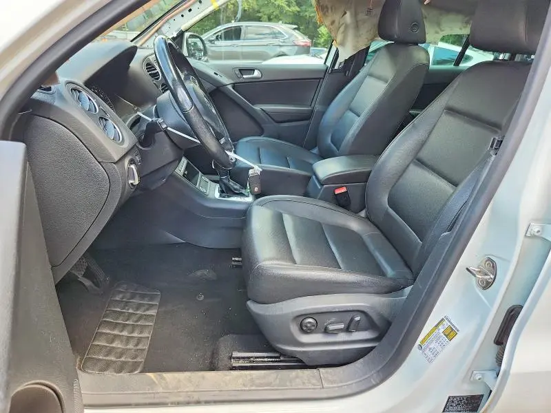 2016 VOLKSWAGEN TIGUAN S  