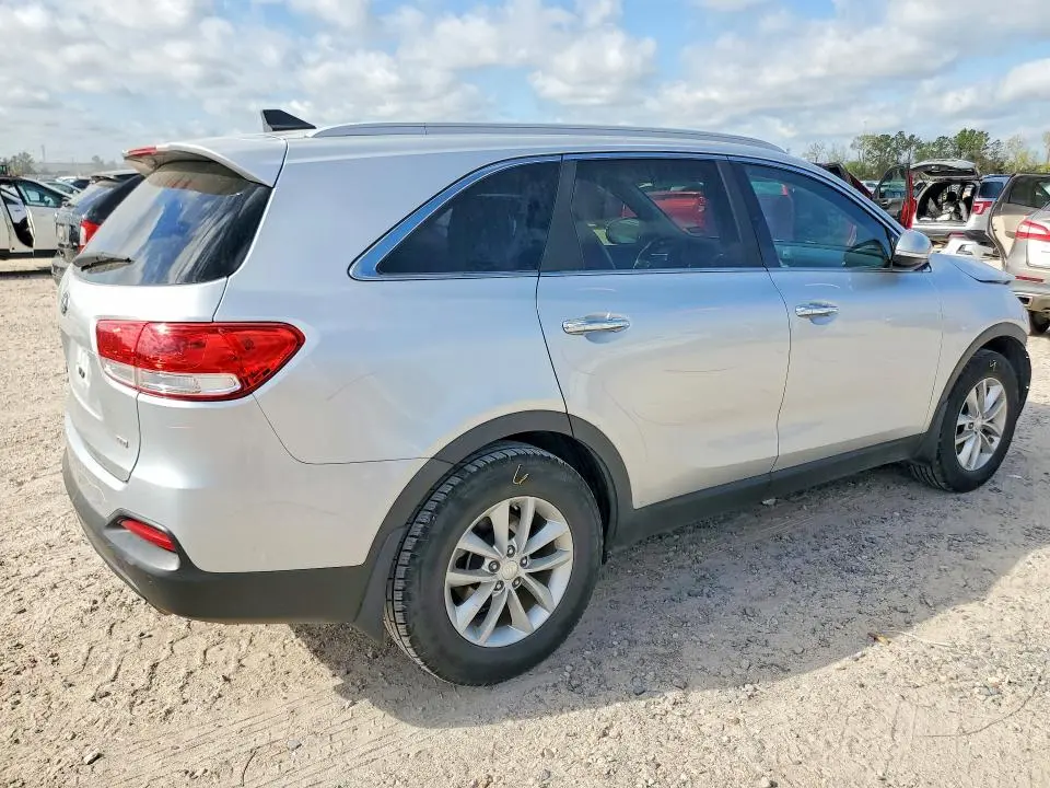 2016 KIA SORENTO LX  