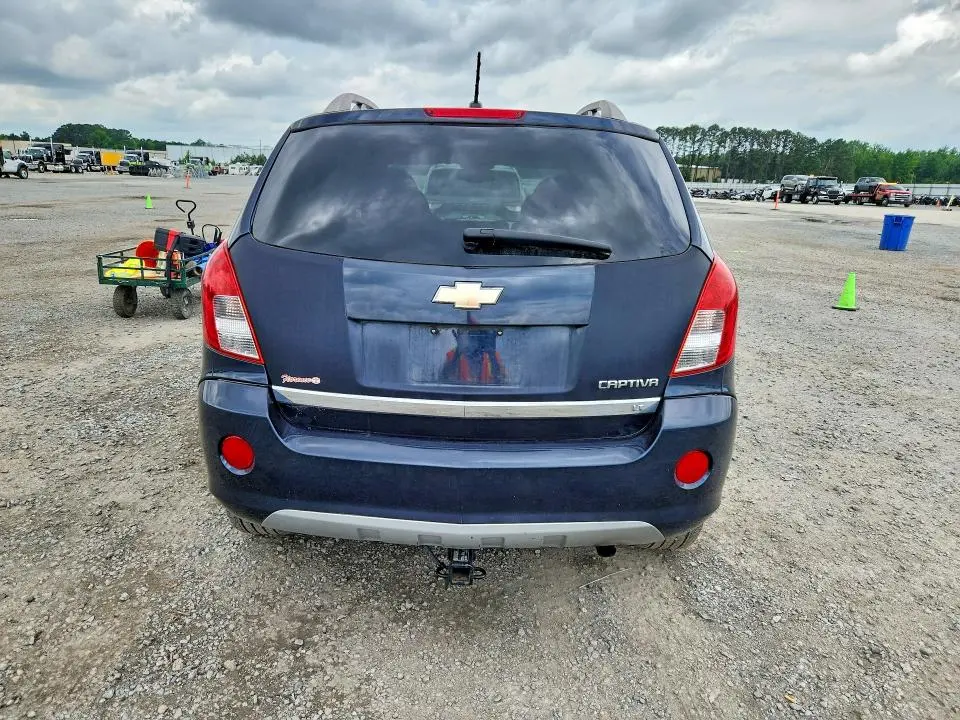 2014 CHEVROLET CAPTIVA LT  