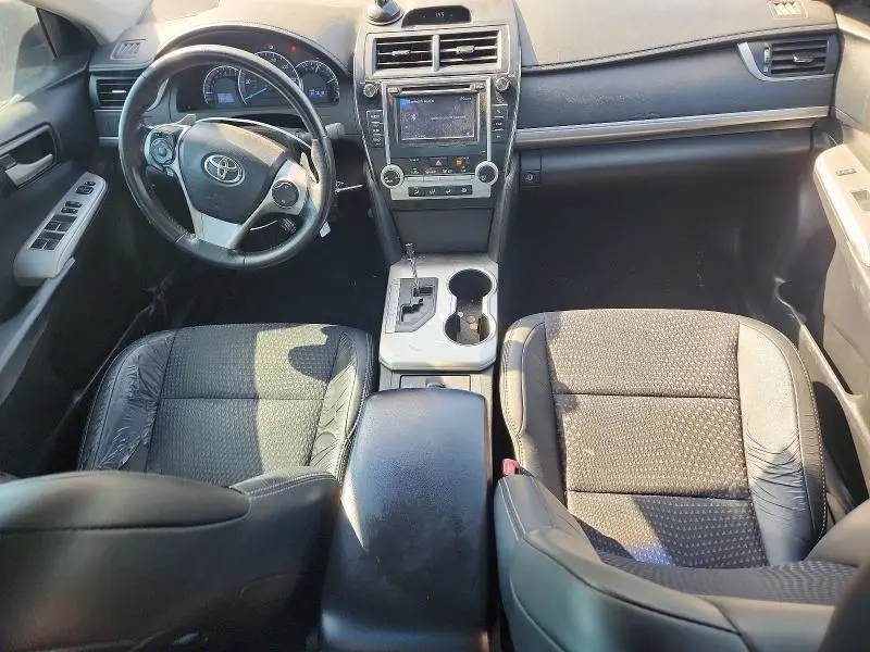 2013 TOYOTA CAMRY SE  