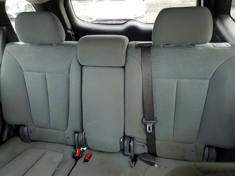 2011 HYUNDAI SANTA FE GLS  