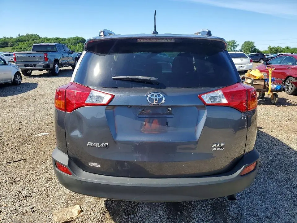 2015 TOYOTA RAV4 XLE  