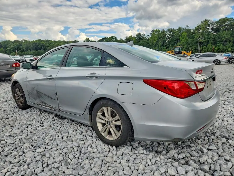 2012 HYUNDAI SONATA GLS  