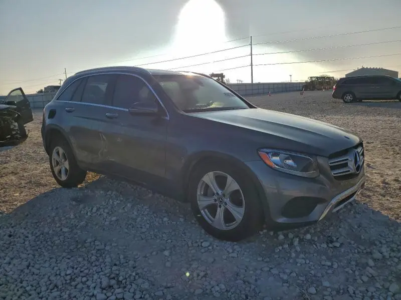 2018 MERCEDES-BENZ GLC 300  