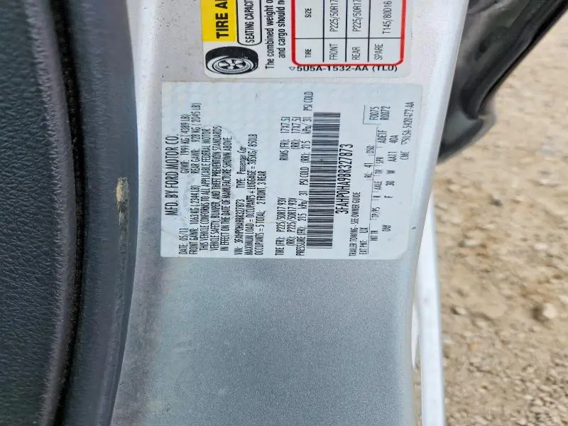 2011 FORD FUSION SE  