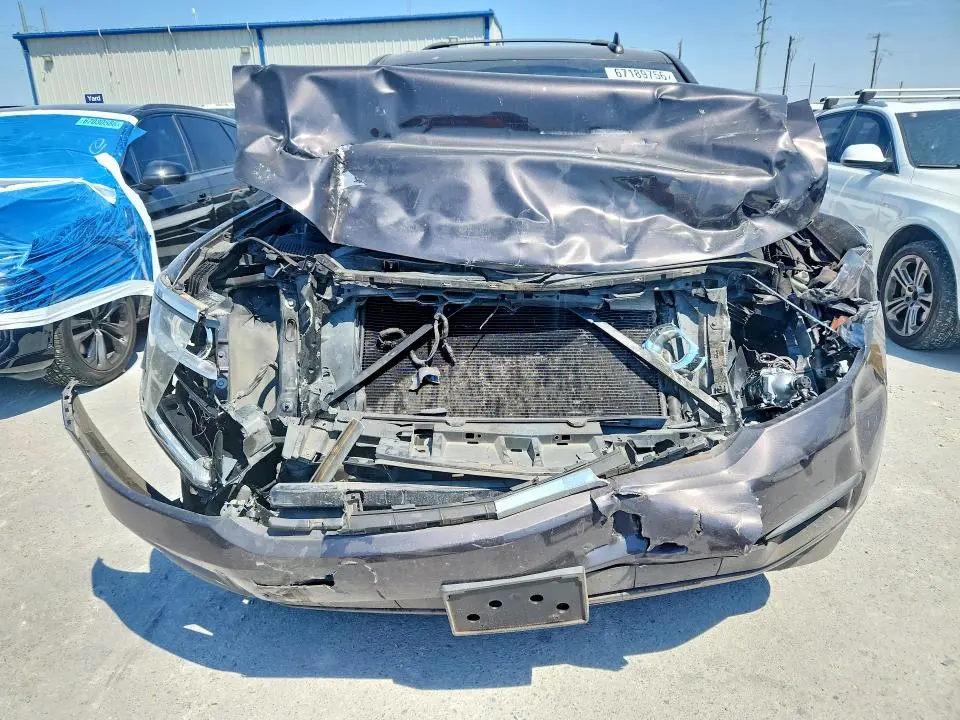 2016 CHEVROLET SUBURBAN C1500 LT  