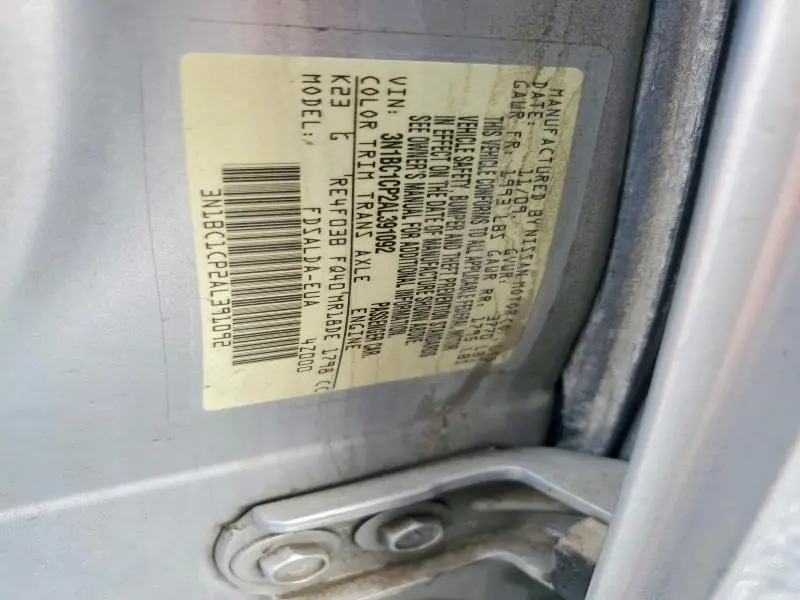 2010 NISSAN VERSA 1.8 S  