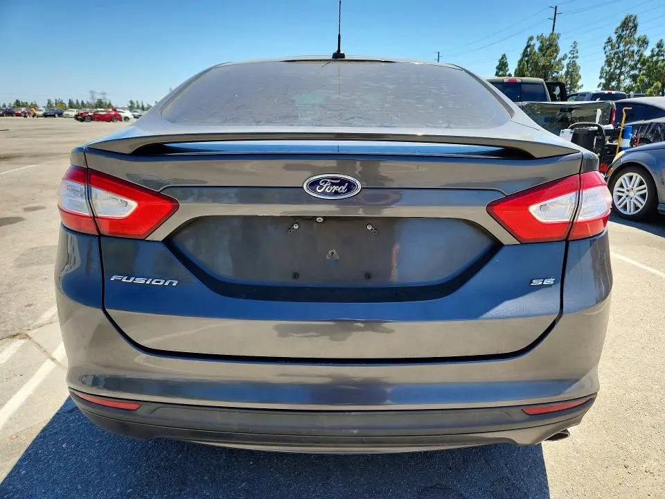 2015 FORD FUSION SE  