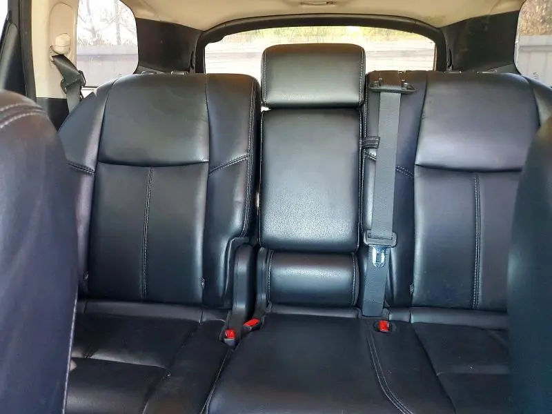 2016 NISSAN PATHFINDER SL  