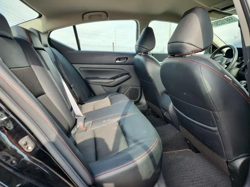 2024 NISSAN ALTIMA SR  