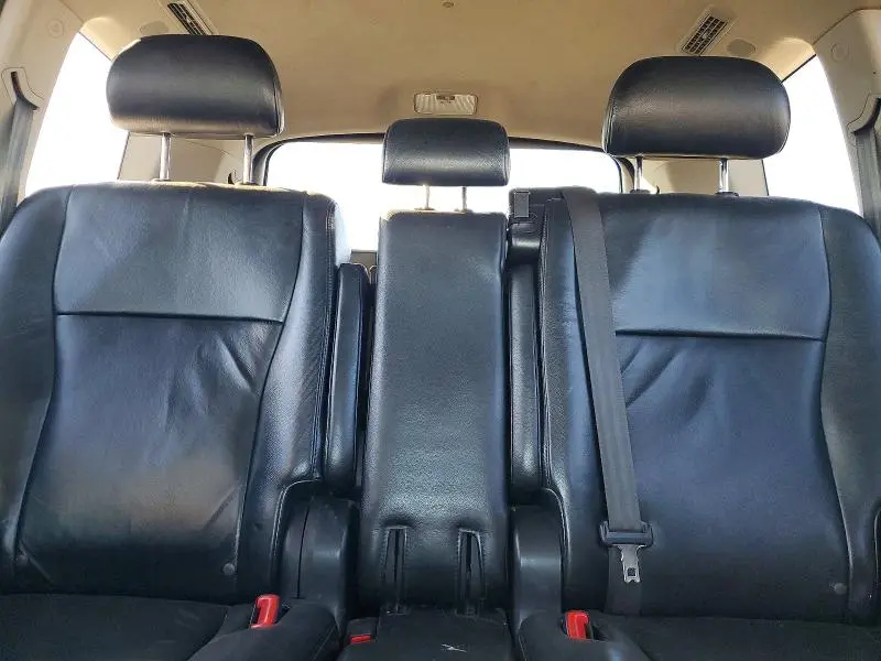 2010 TOYOTA HIGHLANDER SE  